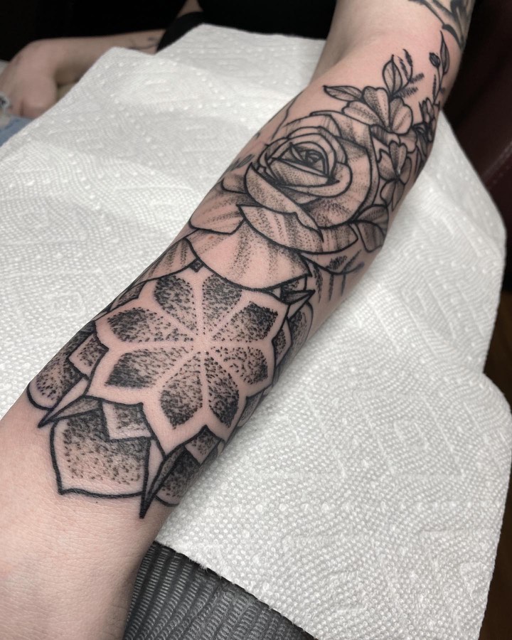 Floral tattoo by Andy Electric