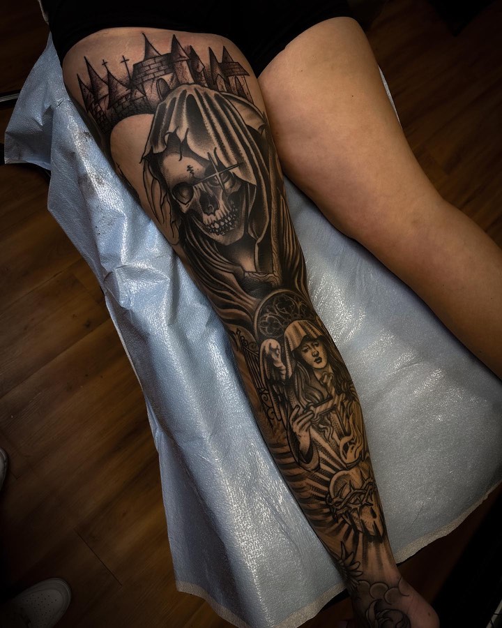 Floral tattoo by Andy Electric